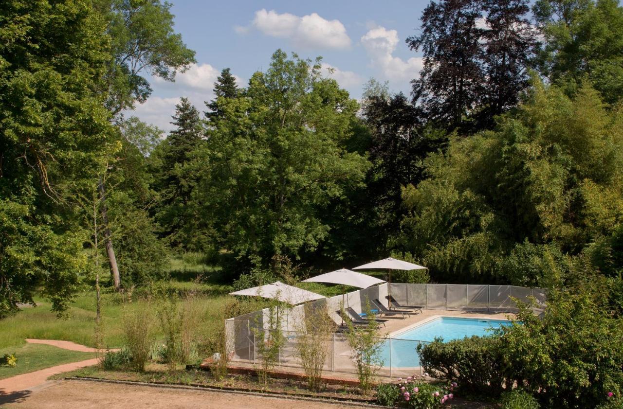Hotel Le Monde De Charlie Bellerive-sur-Allier Exteriér fotografie