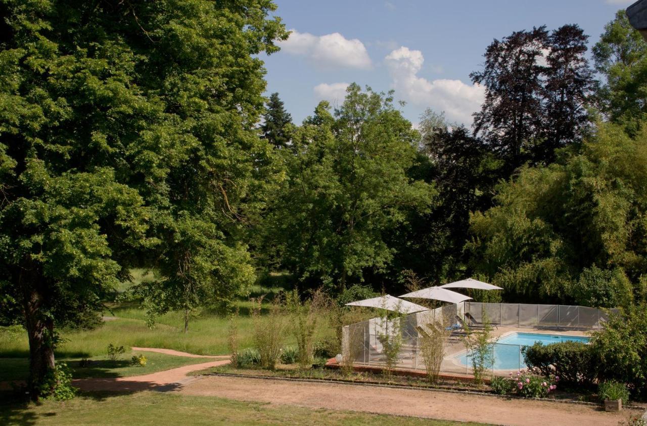 Hotel Le Monde De Charlie Bellerive-sur-Allier Exteriér fotografie