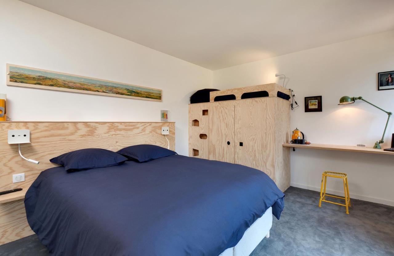 Hotel Le Monde De Charlie Bellerive-sur-Allier Exteriér fotografie