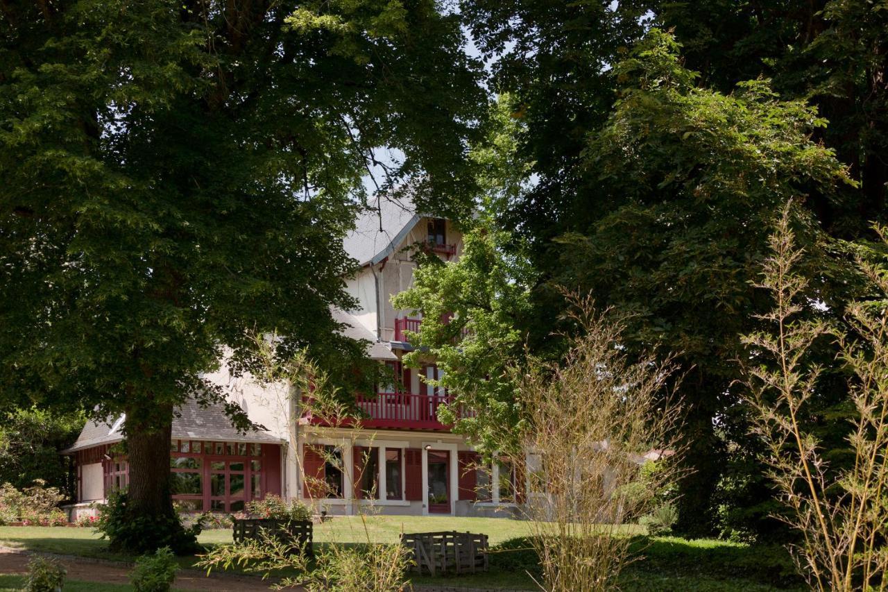 Hotel Le Monde De Charlie Bellerive-sur-Allier Exteriér fotografie