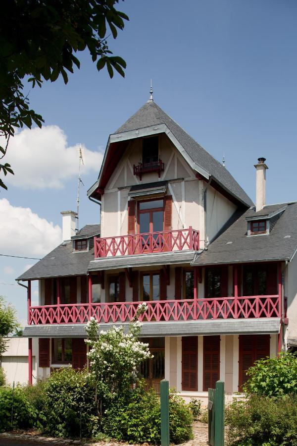 Hotel Le Monde De Charlie Bellerive-sur-Allier Exteriér fotografie